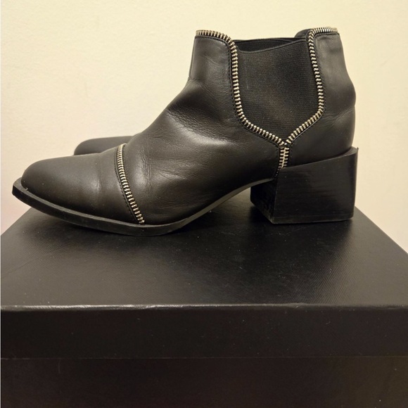 SENSO Leather Ankle Boots - Picture 2 of 4